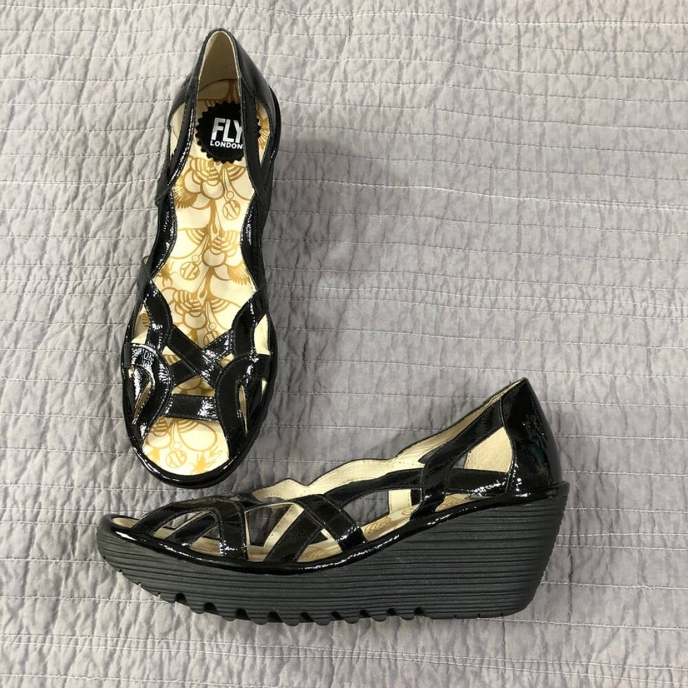 Fly London Wedge Size 41 EU 10 US Yadi Interwoven Straps Peep Toe Black Patent - Picture 2 of 13